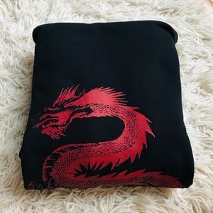 BRANDY MELVILLE HONG KONG DRAGON HOODIE